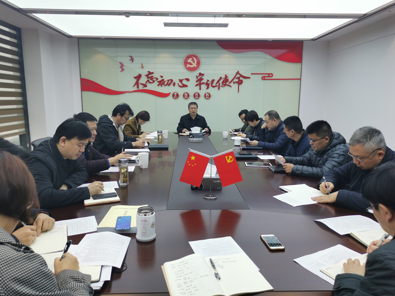 许青凯要求,集团上下要高度重视,提高站位,把落实巡